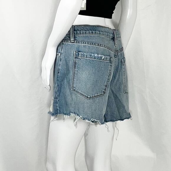 Chelsea & Violet Gaj Lt Blue White Floral Embroidery Frayed Jean Shorts Sz31 NWT - Picture 10 of 16